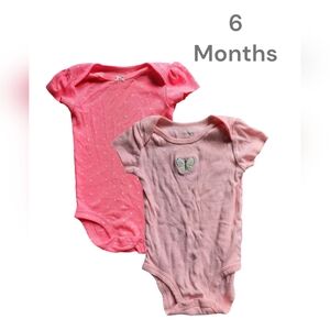 ✅4/25$✅ Carter's‎ 6 Months baby bodysuit duo